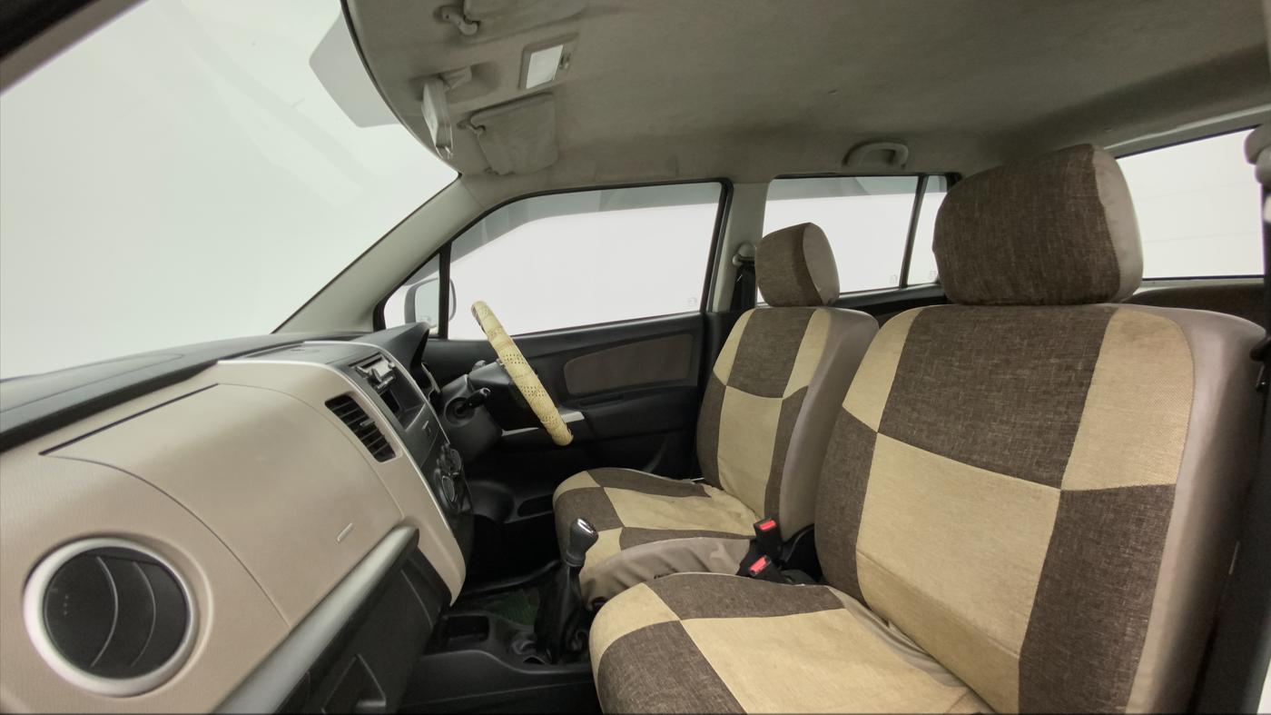 2015 Maruti Wagon R 1.0 LXI, Petrol, Manual, 86,383 km, Right Side Front Door Cabin
