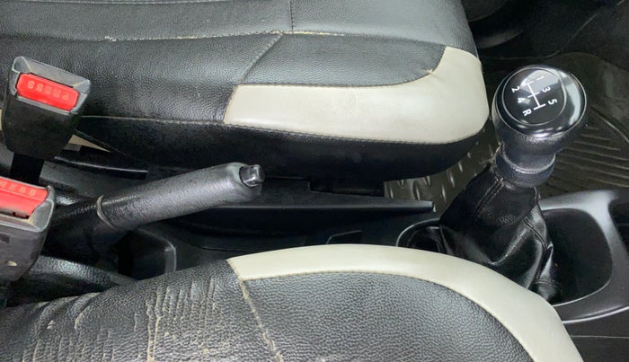 2018 Maruti Wagon R 1.0 LXI CNG, CNG, Manual, 61,090 km, Gear Lever