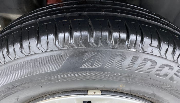 2020 Maruti Swift VXI D, Petrol, Manual, 4,463 km, Right Rear Tyre Tread