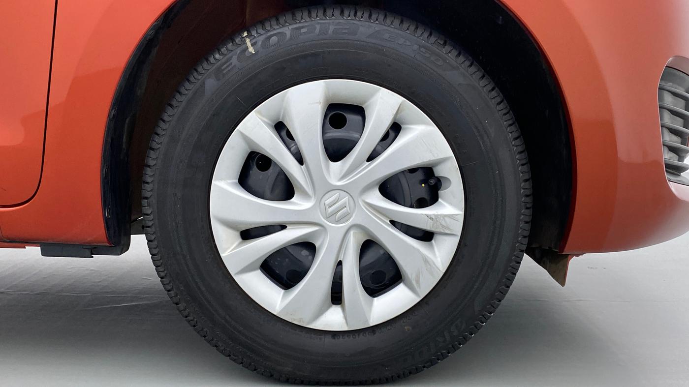 2020 Maruti Swift VXI D, Petrol, Manual, 4,463 km, Right Front Wheel