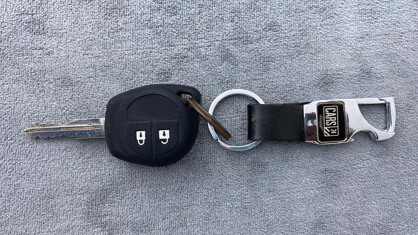 2020 Maruti Swift VXI D, Petrol, Manual, 4,463 km, Key Close Up