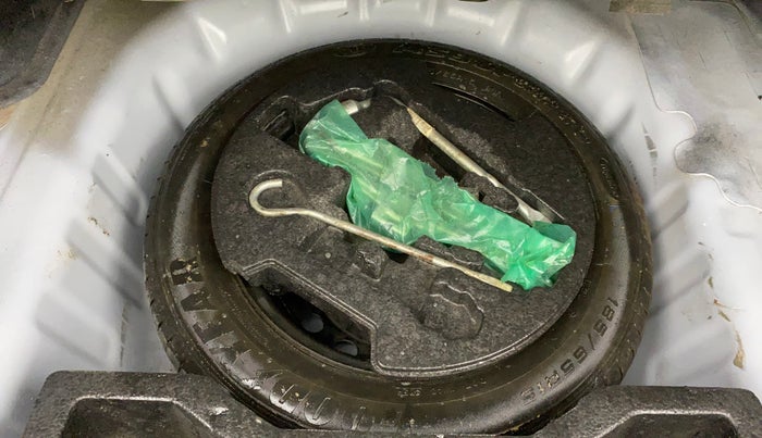 2016 Maruti Ciaz VDI+ SHVS, Diesel, Manual, 1,05,845 km, Spare Tyre