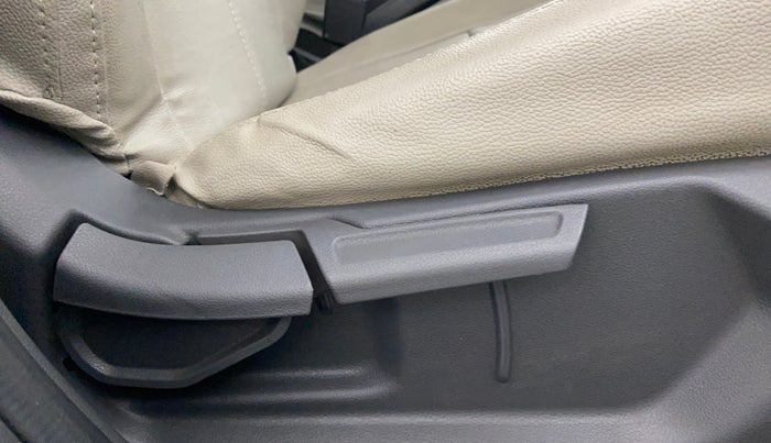 2019 Hyundai GRAND I10 NIOS SPORTZ 1.2 KAPPA VTVT, Petrol, Manual, 86,622 km, Driver Side Adjustment Panel