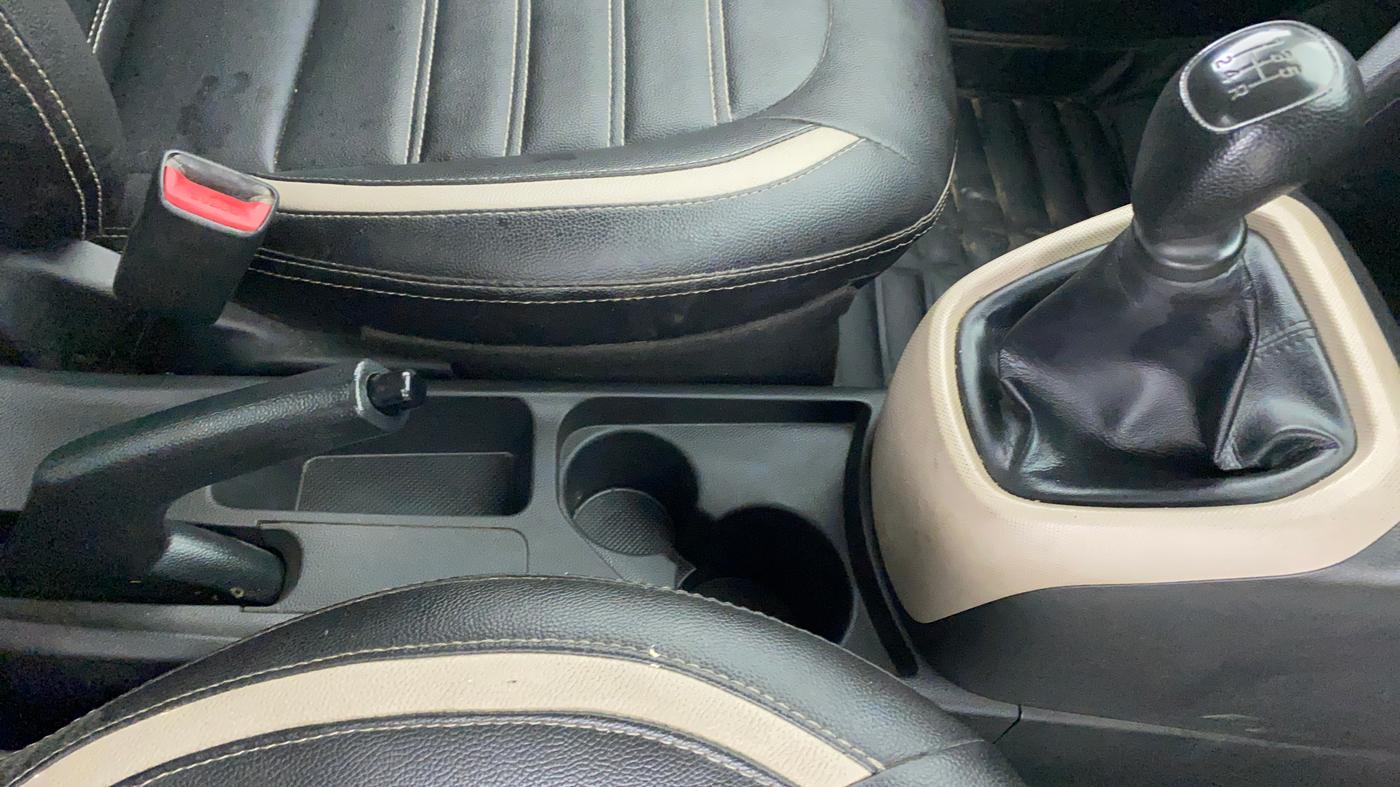 2019 Hyundai Grand i10 MAGNA 1.2 KAPPA VTVT, Petrol, Manual, 21,193 km, Gear Lever