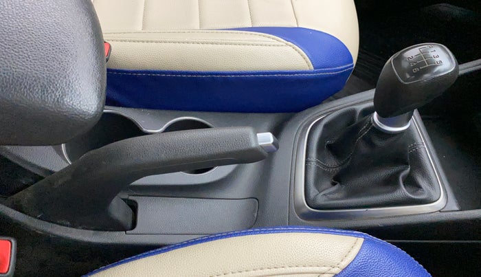 2018 Hyundai Verna 1.6 EX CRDI, Diesel, Manual, 76,393 km, Gear Lever