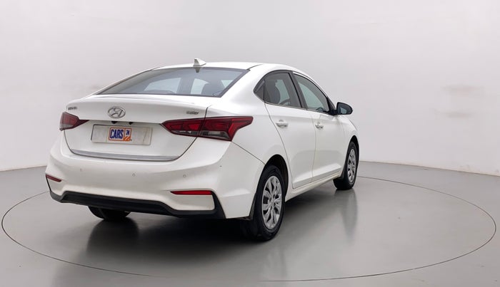 2018 Hyundai Verna 1.6 EX CRDI, Diesel, Manual, 76,393 km, Right Back Diagonal