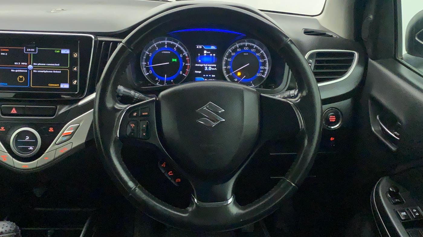 2017 Maruti Baleno ALPHA PETROL 1.2, Petrol, Manual, 1,00,098 km, Steering Wheel Close Up