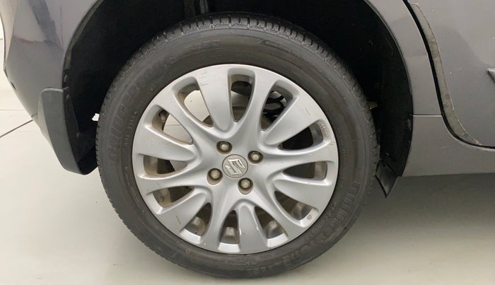 2017 Maruti Baleno ALPHA PETROL 1.2, Petrol, Manual, 1,00,098 km, Right Rear Wheel