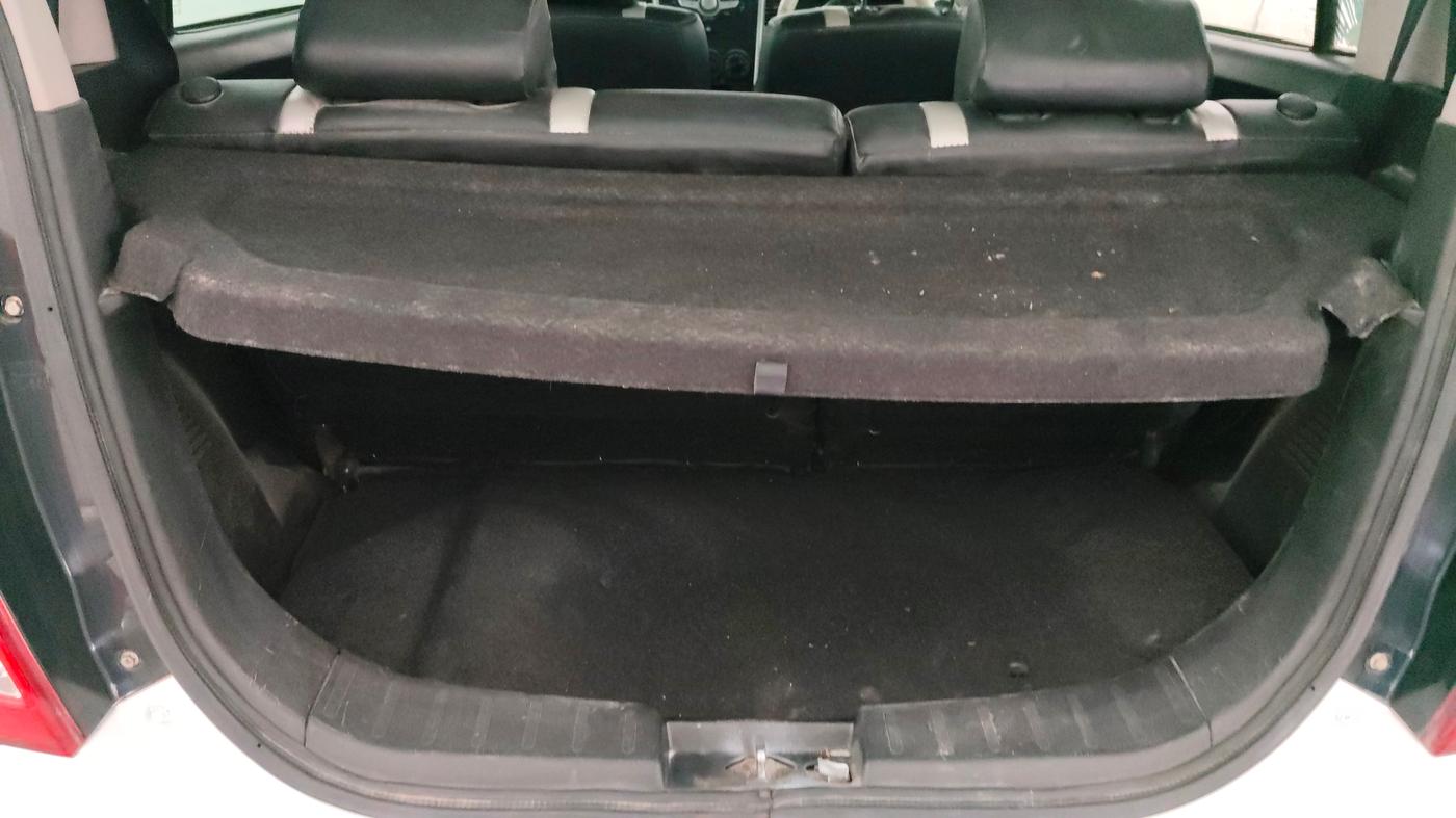 2016 Maruti Wagon R 1.0 VXI AMT, Petrol, Automatic, 62,885 km, Boot Inside