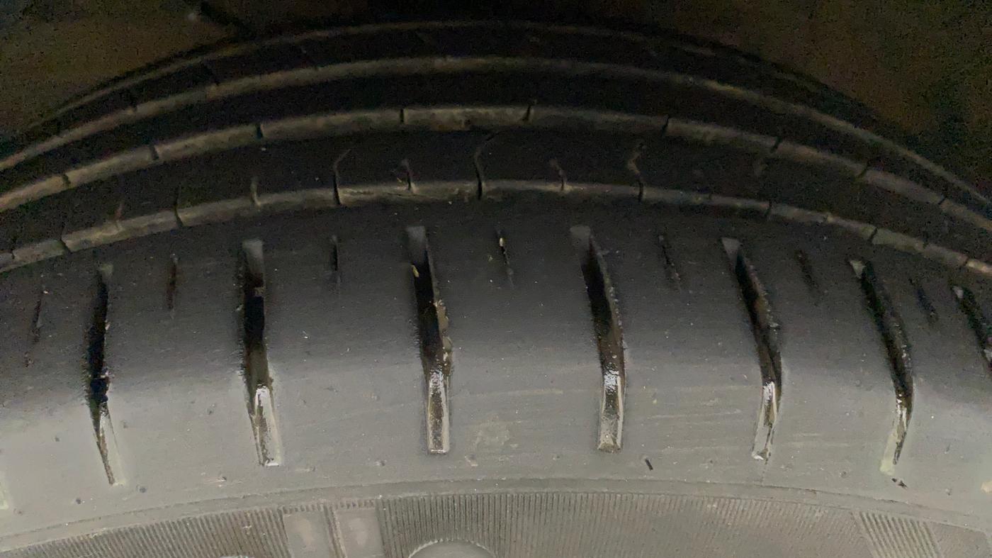 2017 Maruti Baleno ZETA PETROL 1.2, Petrol, Manual, 15,534 km, Left Front Tyre Tread