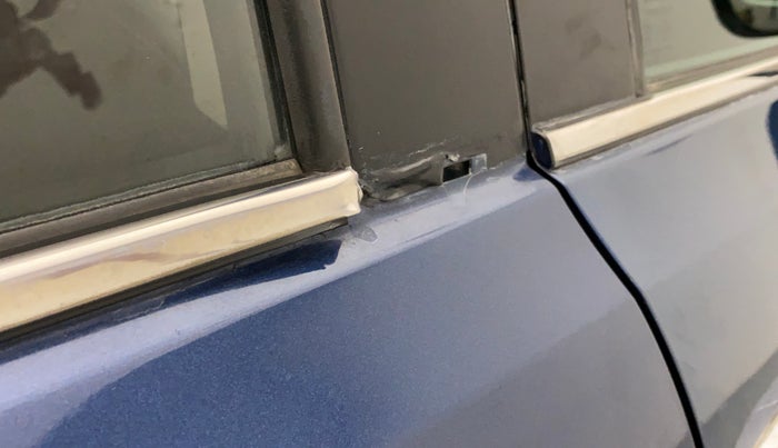 2017 Maruti Baleno ZETA PETROL 1.2, Petrol, Manual, 15,534 km, Right rear door - Weather strip has minor damage