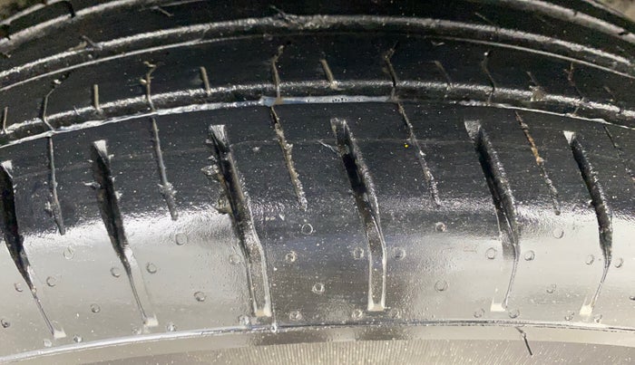 2023 Tata PUNCH PURE MT, Petrol, Manual, 17,525 km, Right Front Tyre Tread