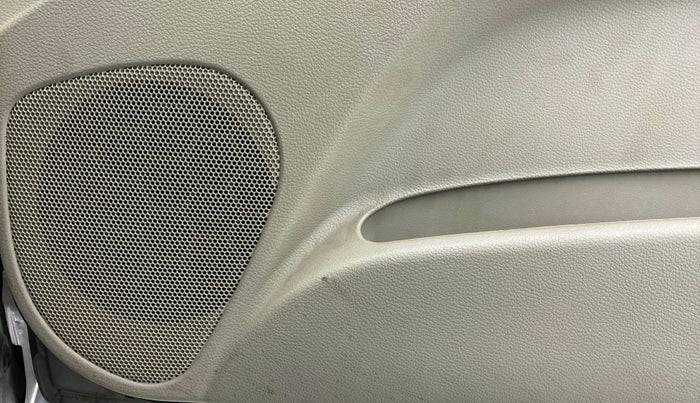 2015 Maruti Celerio VXI d, Petrol, Manual, 9,639 km, Speaker
