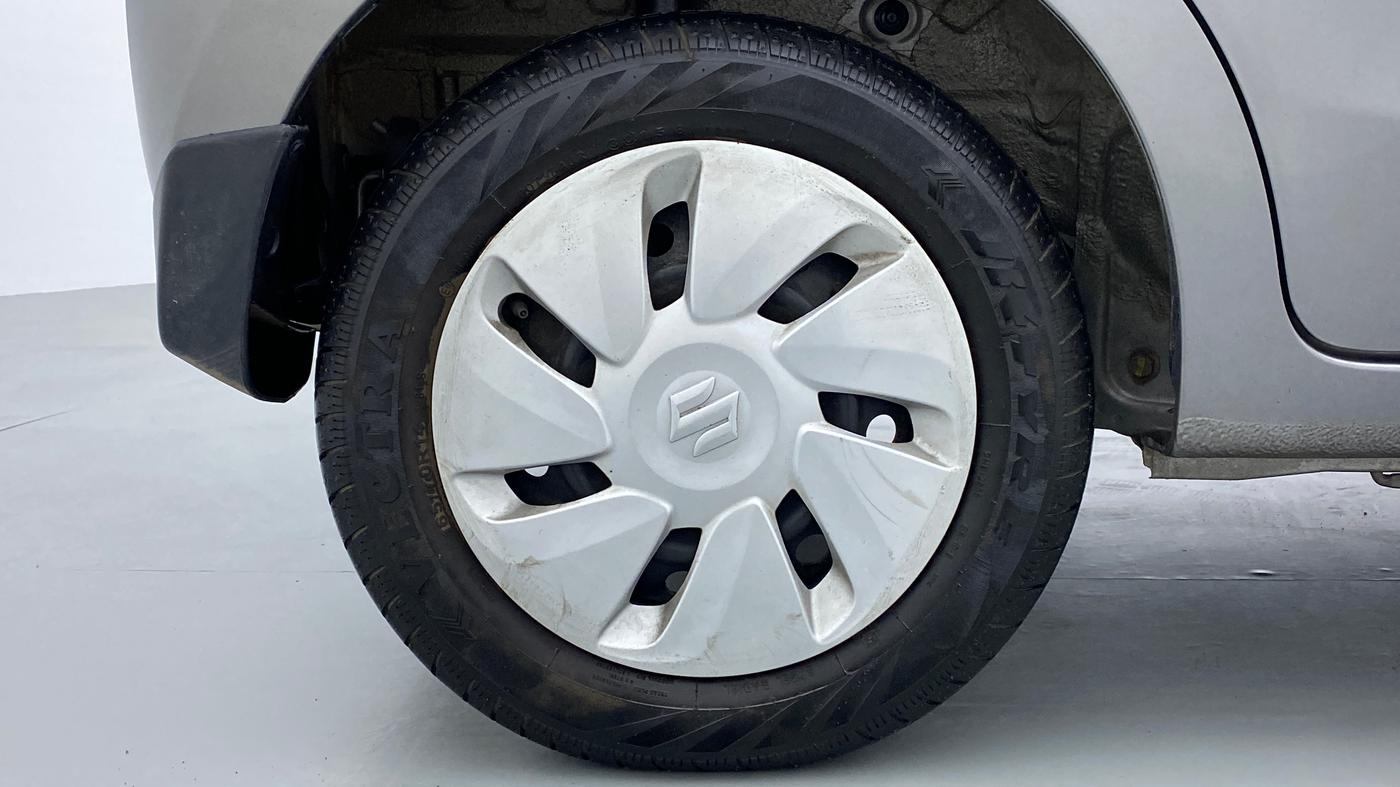 2015 Maruti Celerio VXI d, Petrol, Manual, 9,639 km, Right Rear Wheel