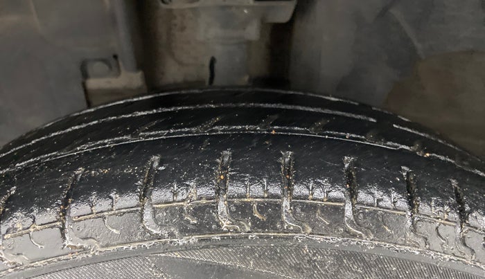 2018 Renault Kwid RXT 1.0, Petrol, Manual, 84,164 km, Left Front Tyre Tread