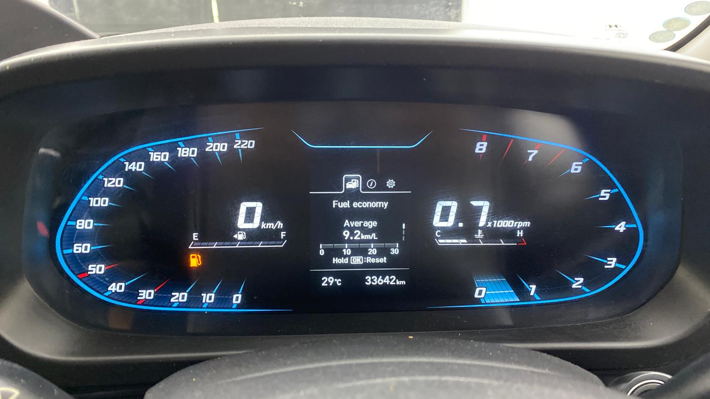 2023 Hyundai NEW I20 ASTA 1.2 MT, Petrol, Manual, 33,642 km, Odometer Image