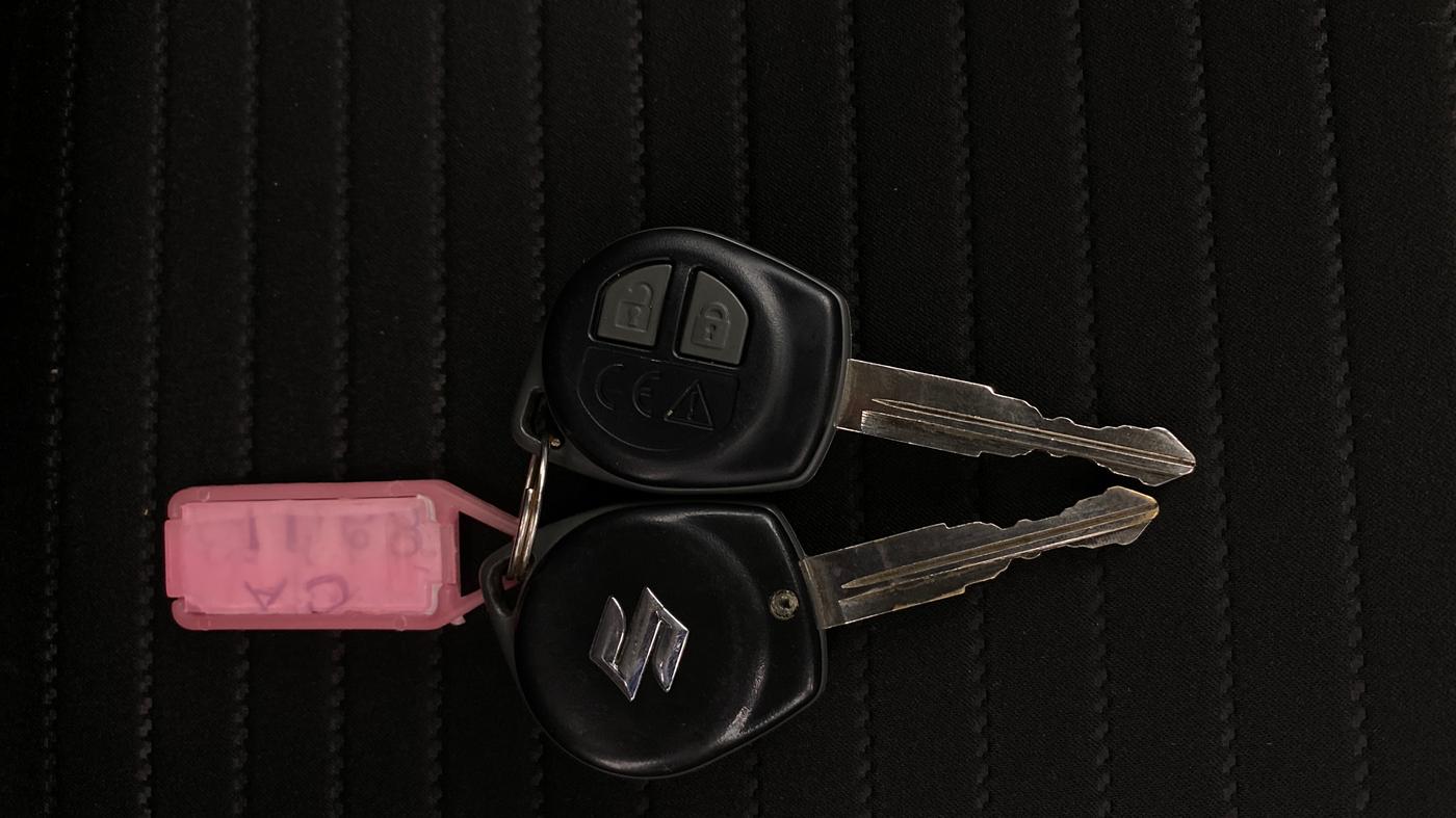 2024 Maruti FRONX DELTA PLUS 1.2L AGS, Petrol, Automatic, 21,003 km, Key Close Up
