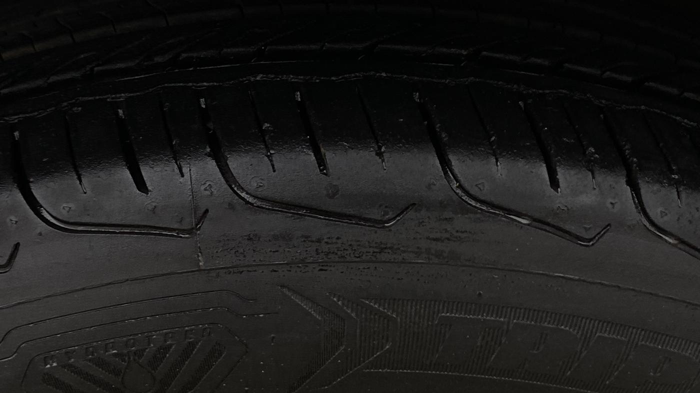 2024 Maruti FRONX DELTA PLUS 1.2L AGS, Petrol, Automatic, 21,003 km, Right Front Tyre Tread