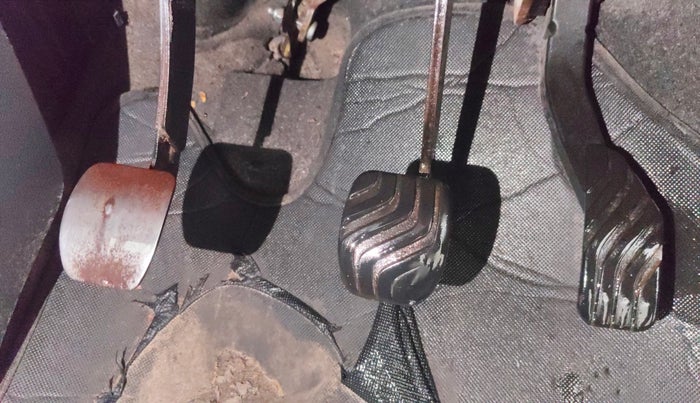 2016 Renault Kwid RXT 0.8, Petrol, Manual, 94,841 km, Pedals