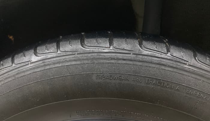 2013 Ford Ecosport TITANIUM 1.5L PETROL AT, Petrol, Automatic, 1,09,706 km, Left Rear Tyre Tread
