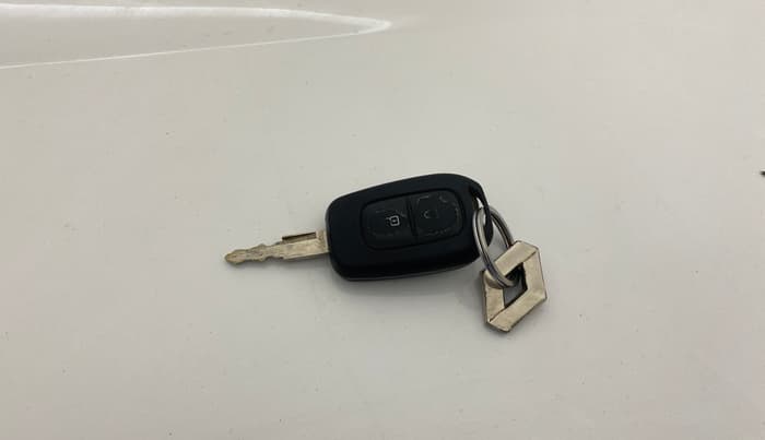 2023 Renault Kwid RXT 1.0, Petrol, Manual, 30,296 km, Key Close Up