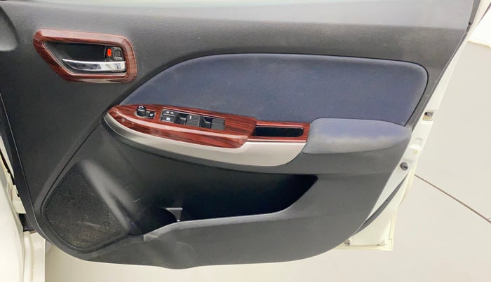 2021 Maruti Baleno ZETA PETROL 1.2, Petrol, Manual, 27,727 km, Driver Side Door Panels Control