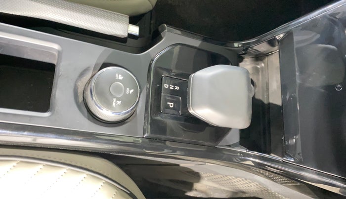 2023 Tata NEXON CREATIVE+ DCA 1.2 PETROL, Petrol, Automatic, 8,456 km, Gear Lever
