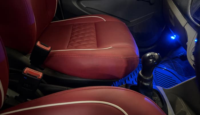 2017 Maruti Alto K10 LXI CNG (AIRBAG), CNG, Manual, 1,23,212 km, Gear Lever
