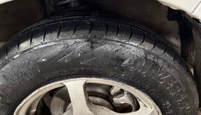 2017 Maruti Alto K10 LXI CNG (AIRBAG), CNG, Manual, 1,23,212 km, Right Front Tyre Tread