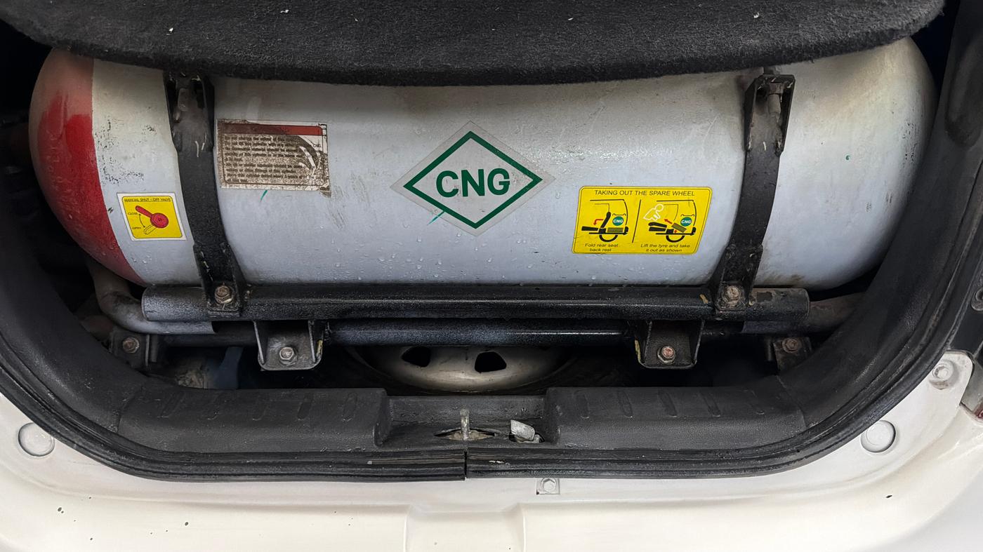 2017 Maruti Alto K10 LXI CNG (AIRBAG), CNG, Manual, 1,23,212 km, Boot Inside