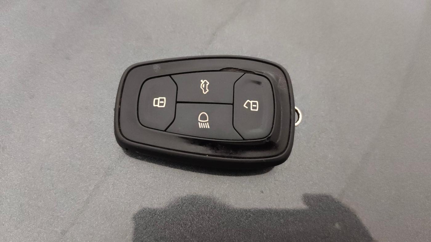 2020 Tata TIGOR XZ PLUS PETROL, Petrol, Manual, 65,000 km, Key Close Up