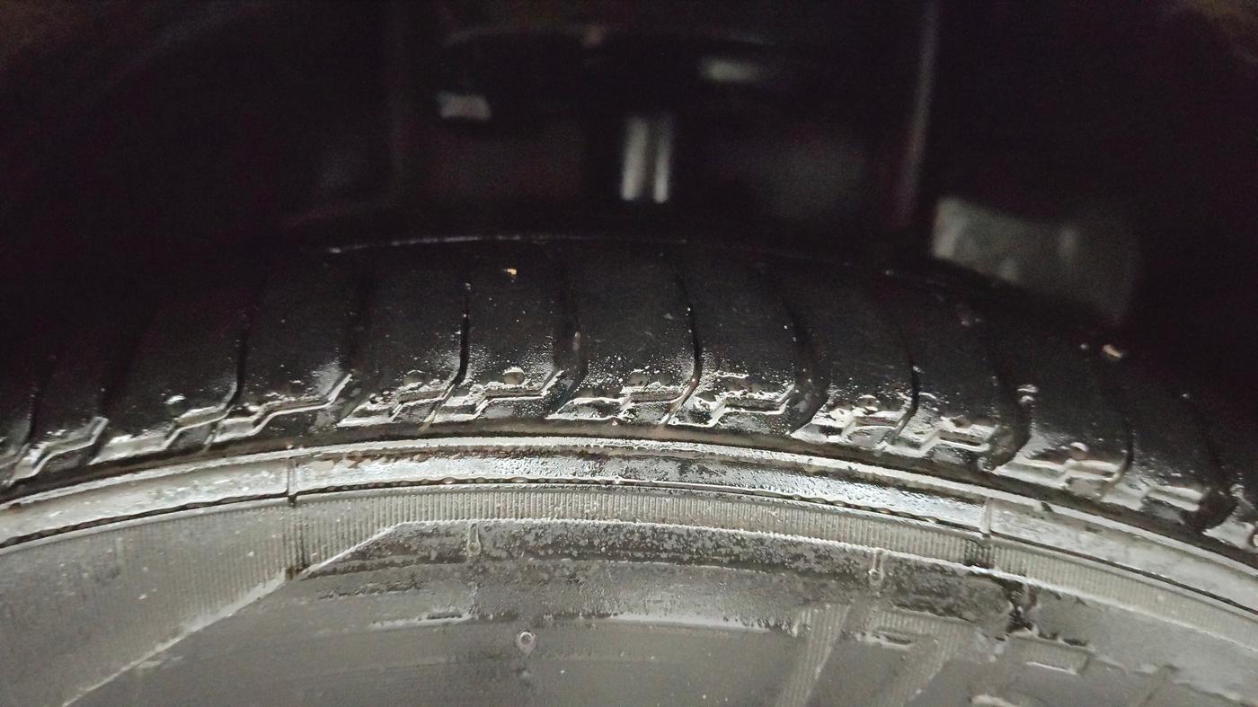 2020 Tata TIGOR XZ PLUS PETROL, Petrol, Manual, 65,000 km, Right Front Tyre Tread