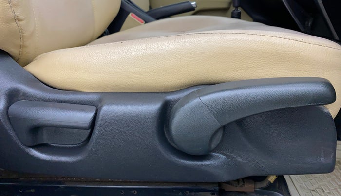 2014 Honda City 1.5L I-VTEC SV, Petrol, Manual, 83,559 km, Driver Side Adjustment Panel
