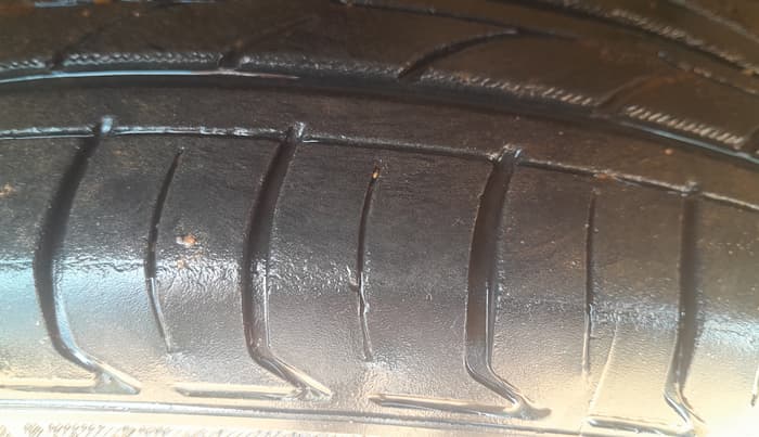 2016 Hyundai Creta SX PLUS 1.6 PETROL, Petrol, Manual, 77,192 km, Right Front Tyre Tread