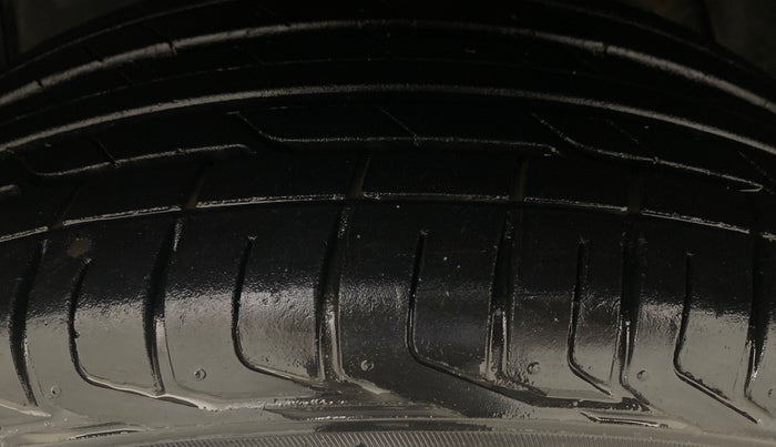 2023 Tata NEXON XM PETROL, Petrol, Manual, 27,285 km, Left Front Tyre Tread