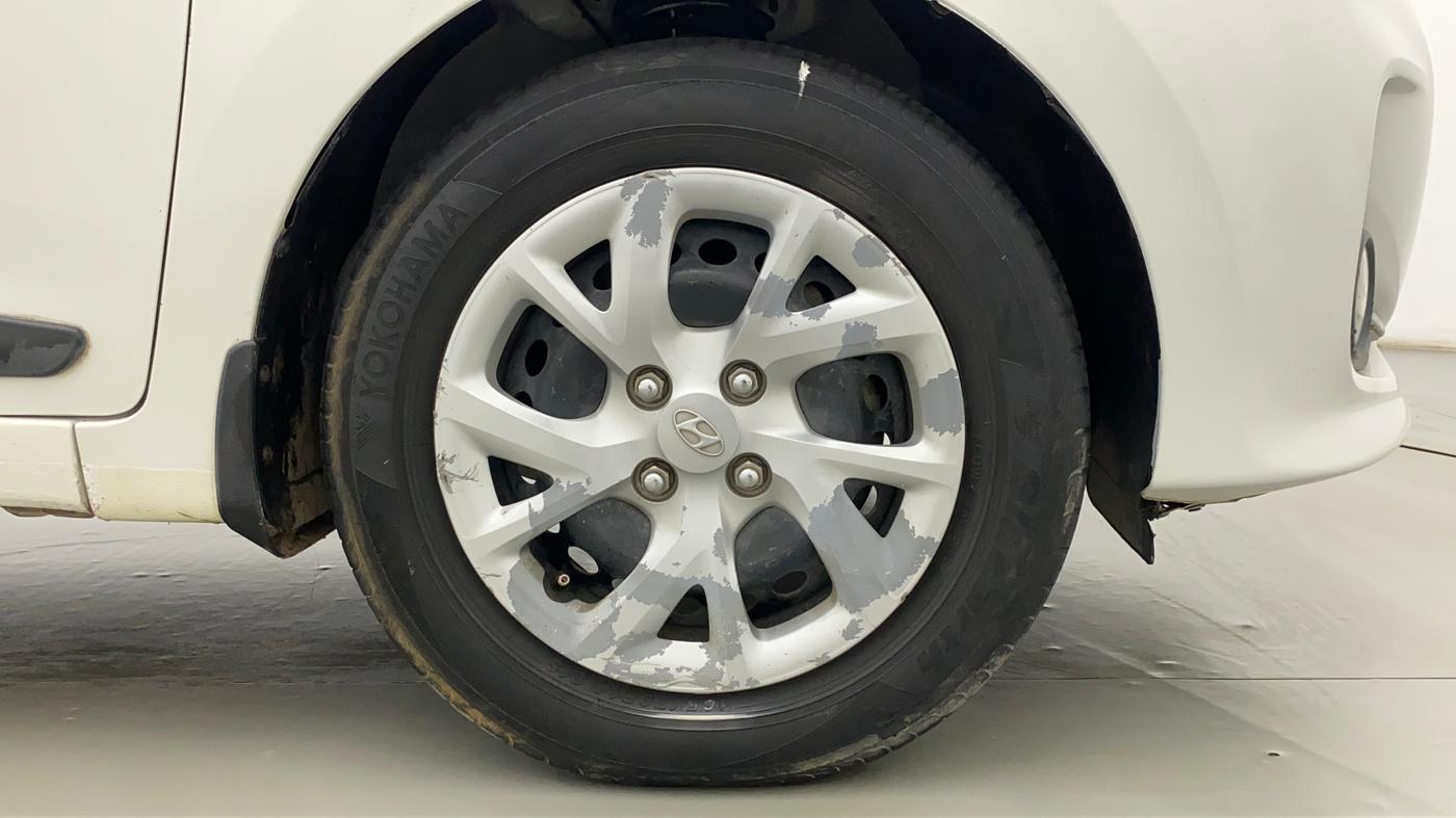 2018 Hyundai Grand i10 MAGNA 1.2 KAPPA VTVT, CNG, Manual, 47,633 km, Right Front Wheel