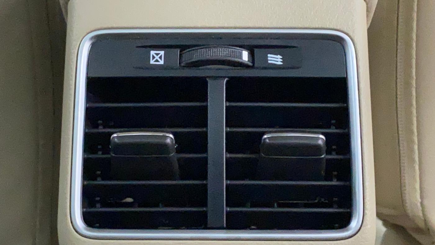 2015 Maruti Ciaz ZXI+, Petrol, Manual, 93,481 km, Rear AC Vents