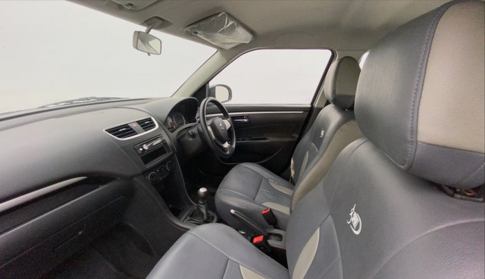 2014 Maruti Swift VXI, Petrol, Manual, 32,639 km, Right Side Front Door Cabin