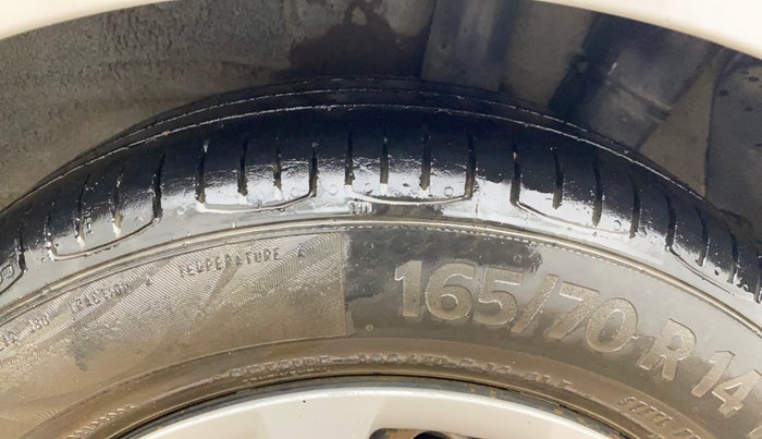 2016 Hyundai Grand i10 SPORTZ 1.2 KAPPA VTVT, CNG, Manual, 85,587 km, Left Rear Tyre Tread