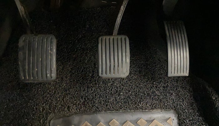 2016 Hyundai Grand i10 SPORTZ 1.2 KAPPA VTVT, CNG, Manual, 85,587 km, Pedals