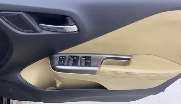 2015 Honda City 1.5L I-DTEC VX, Diesel, Manual, 65,425 km, Driver Side Door Panels Control