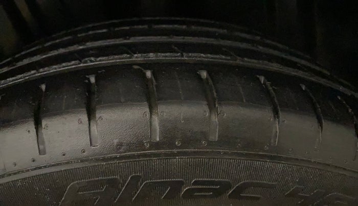 2023 Maruti Baleno ALPHA PETROL 1.2, Petrol, Manual, 38,823 km, Left Rear Tyre Tread