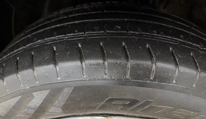 2021 Hyundai VENUE S 1.2, Petrol, Manual, 29,326 km, Left Front Tyre Tread