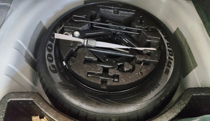 2019 Volkswagen Vento HIGHLINE PLUS 1.2 AT, Petrol, Automatic, 55,875 km, Spare Tyre