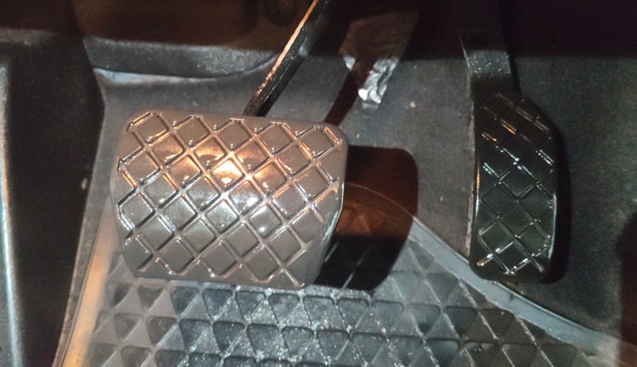 2019 Volkswagen Vento HIGHLINE PLUS 1.2 AT, Petrol, Automatic, 55,875 km, Pedals