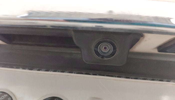 2019 Volkswagen Vento HIGHLINE PLUS 1.2 AT, Petrol, Automatic, 55,875 km, Parking Camera