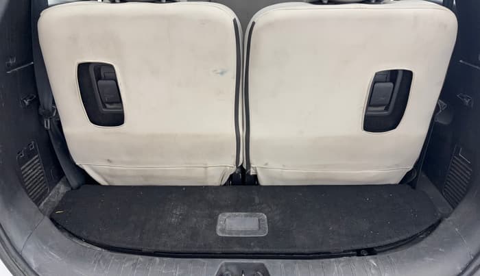 2022 Mahindra XUV700 AX 5 P MT 7 STR, Petrol, Manual, 55,215 km, Boot Inside