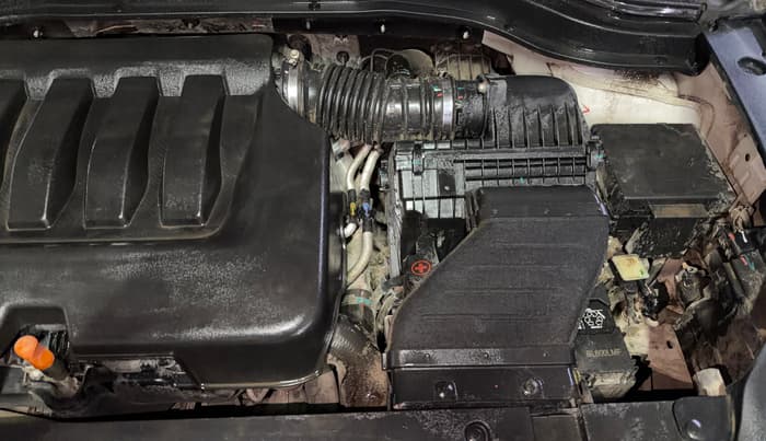 2022 Mahindra XUV700 AX 5 P MT 7 STR, Petrol, Manual, 55,215 km, Engine View - Left