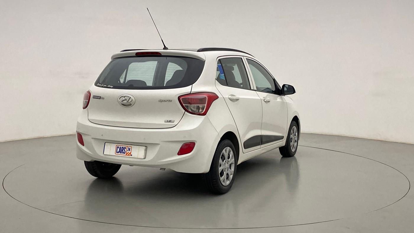 2016 Hyundai Grand i10 SPORTZ 1.2 KAPPA VTVT, Petrol, Manual, 36,393 km, Right Back Diagonal