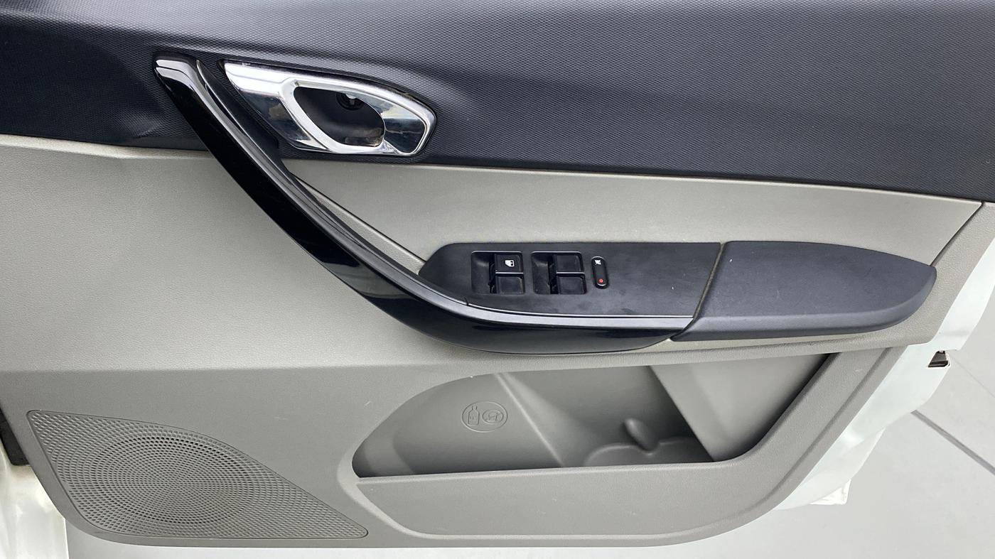 2019 Tata Tiago XZA PLUS PETROL, Petrol, Automatic, 23,375 km, Driver Side Door Panels Control